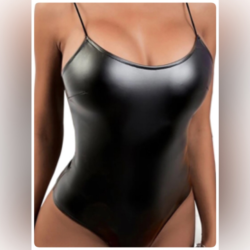 Womens Sexy Leather Mini Bodycon Dress
One-Piece Bodysuit Dresses🔥